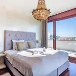 Skyvibe Penthouse Bpcentral